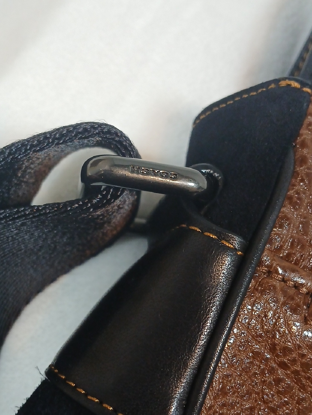Coach Men’s/Unisex Two-Tone Brown & Black Leather Messenger Bag - Picture 10 of 16